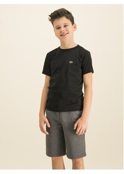 Lacoste T-Shirt TJ1442 Czarny Regular Fit ze sklepu MODIVO w kategorii T-shirty chłopięce - zdjęcie 169285102