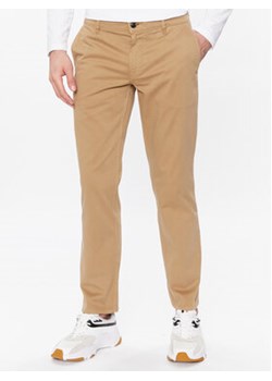 Boss Spodnie materiałowe 50470813 Beżowy Slim Fit ze sklepu MODIVO w kategorii Spodnie męskie - zdjęcie 169286301