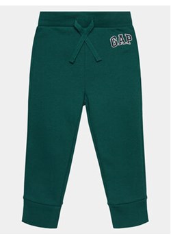 Gap Spodnie dresowe 748000-03 Zielony Regular Fit ze sklepu MODIVO w kategorii Spodnie chłopięce - zdjęcie 169288602
