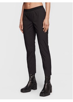 Liviana Conti Spodnie materiałowe F3SK81 Czarny Regular Fit ze sklepu MODIVO w kategorii Spodnie damskie - zdjęcie 169288983