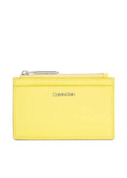 Calvin Klein Etui na karty kredytowe Ck Must Lg Cardholder K60K611933 Żółty ze sklepu MODIVO w kategorii Etui - zdjęcie 169339930