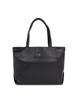 Torebka Calvin Klein Ck Daily Shopper Medium Pebble K60K611766 Czarny ze sklepu eobuwie.pl w kategorii Torby Shopper bag - zdjęcie 169369051