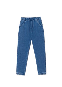 Cropp - Niebieskie jeansy jogger - niebieski ze sklepu Cropp w kategorii Jeansy damskie - zdjęcie 169374463