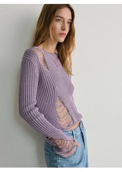 Reserved - Metalizowany sweter z rozdarciami - lawendowy ze sklepu Reserved w kategorii Swetry damskie - zdjęcie 169390920