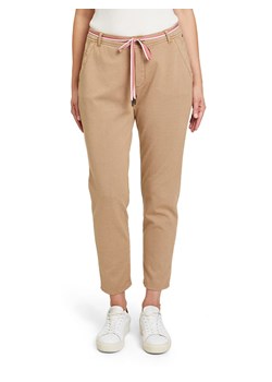 Betty Barclay Spodnie chino w kolorze beżowym ze sklepu Limango Polska w kategorii Spodnie damskie - zdjęcie 169401513