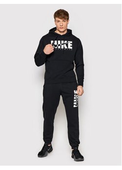Nike Dres Sportswear Graphic DD5242 Czarny Regular Fit ze sklepu MODIVO w kategorii Dresy męskie - zdjęcie 169414071