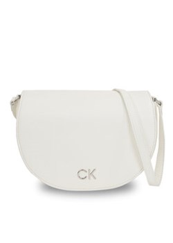 Calvin Klein Torebka Ck Daily Saddle Bag Pebble K60K611679 Biały ze sklepu MODIVO w kategorii Listonoszki - zdjęcie 169416734