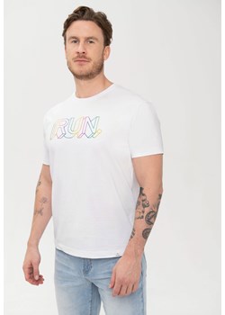 Koszulka męska o klasycznym kroju T-HOLLY ze sklepu Volcano.pl w kategorii T-shirty męskie - zdjęcie 169422384