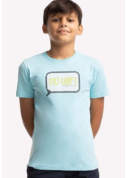 Niebieska koszulka chłopięca z geometrycznym nadrukiem T-NOWIFI JUNIOR ze sklepu Volcano.pl w kategorii T-shirty chłopięce - zdjęcie 169422453