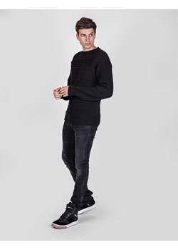 Les Hommes Sweter | LJK402-660U | Round Neck Sweater With Pleats | Mężczyzna | Czarny ze sklepu ubierzsie.com w kategorii Swetry męskie - zdjęcie 169441203