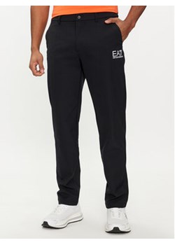 EA7 Emporio Armani Spodnie materiałowe 3DPP01 PNFRZ 1200 Czarny Regular Fit ze sklepu MODIVO w kategorii Spodnie męskie - zdjęcie 169450213