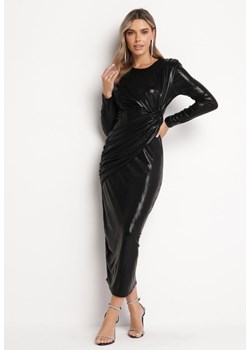 Czarna Metaliczna Sukienka Maxi z Ozdobnymi Marszczeniami Virelia ze sklepu Born2be Odzież w kategorii Sukienki - zdjęcie 169451610
