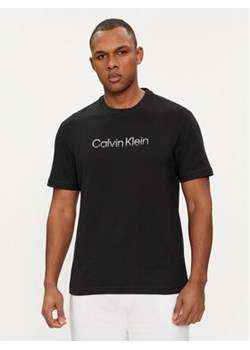 Calvin Klein T-Shirt Degrade Logo K10K112501 Czarny Regular Fit ze sklepu MODIVO w kategorii T-shirty męskie - zdjęcie 169452861