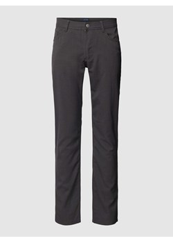 Spodnie materiałowe o kroju regular fit z 5 kieszeniami ze sklepu Peek&Cloppenburg  w kategorii Spodnie męskie - zdjęcie 169460324