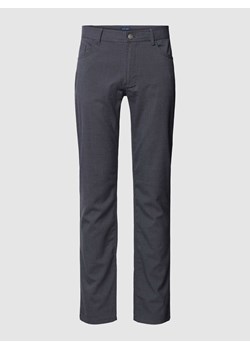 Spodnie materiałowe o kroju regular fit z 5 kieszeniami ze sklepu Peek&Cloppenburg  w kategorii Spodnie męskie - zdjęcie 169466422