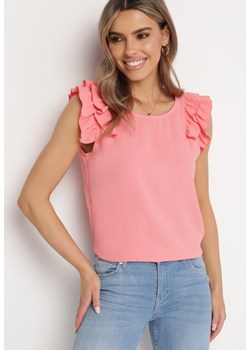 Różowa Bluzka z Falbankami Przy Ramionach Galdoria ze sklepu Born2be Odzież w kategorii Bluzki damskie - zdjęcie 169471192