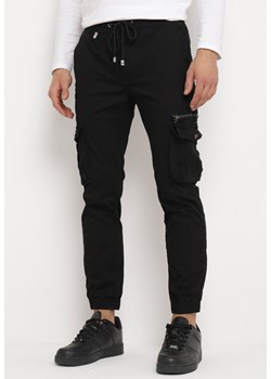 Czarne Spodnie Bojówki z Szerokimi Nogawkami Layanei ze sklepu Born2be Odzież w kategorii Spodnie męskie - zdjęcie 169471384