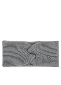 Calvin Klein Opaska materiałowa Re-Lock Twisted Headband K60K610389 Szary ze sklepu MODIVO w kategorii Opaski damskie - zdjęcie 169480503