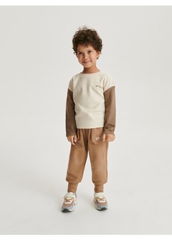 Reserved - Dresowe joggery - brązowy ze sklepu Reserved w kategorii Spodnie i półśpiochy - zdjęcie 169495573