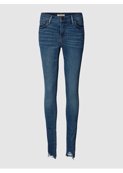 Jeansy o kroju skinny fit z efektem znoszenia ze sklepu Peek&Cloppenburg  w kategorii Jeansy damskie - zdjęcie 169520802
