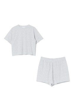 Cropp - Szara dwuczęściowa piżama - jasny szary ze sklepu Cropp w kategorii Piżamy damskie - zdjęcie 169531302