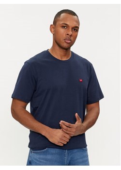 Wrangler T-Shirt Sign Off 112350434 Granatowy Regular Fit ze sklepu MODIVO w kategorii T-shirty męskie - zdjęcie 169536604