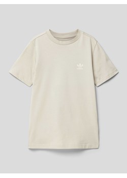T-shirt z detalem z logo ze sklepu Peek&Cloppenburg  w kategorii T-shirty chłopięce - zdjęcie 169558003
