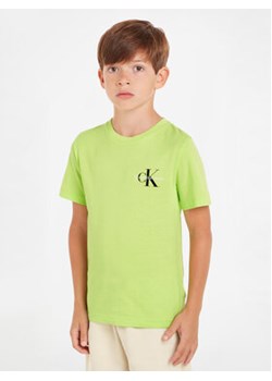 Calvin Klein Jeans T-Shirt Monogram IB0IB01231 Zielony Regular Fit ze sklepu MODIVO w kategorii T-shirty chłopięce - zdjęcie 169565970