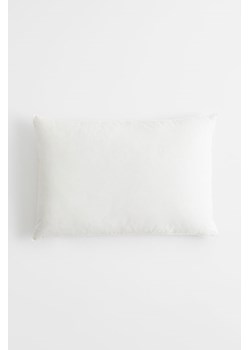 H & M - Poduszka wewnętrzna z piórami - Biały ze sklepu H&M w kategorii Kołdry i poduszki - zdjęcie 169591580