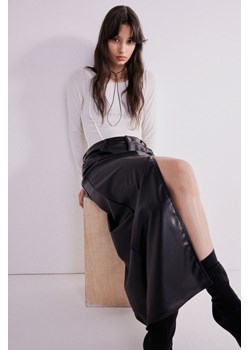 H & M - Powlekana spódnica midi - Czarny ze sklepu H&M w kategorii Spódnice - zdjęcie 169593374