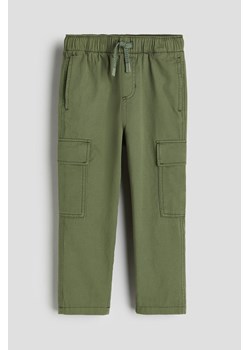 H & M - Spodnie cargo z diagonalu - Zielony ze sklepu H&M w kategorii Spodnie chłopięce - zdjęcie 169594101