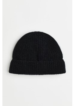 H & M - Kaszmirowa czapka w prążki - Czarny ze sklepu H&M w kategorii Czapki zimowe męskie - zdjęcie 169594902
