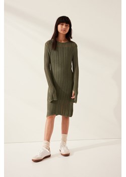 H & M - Dzianinowa sukienka w ażurowy splot - Zielony ze sklepu H&M w kategorii Sukienki dziewczęce - zdjęcie 169595472