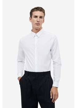 H & M - Bawełniana koszula Muscle Fit - Biały ze sklepu H&M w kategorii Koszule męskie - zdjęcie 169595494