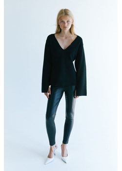 H & M - Powlekane legginsy z kantami z przodu - Czarny ze sklepu H&M w kategorii Spodnie damskie - zdjęcie 169599762