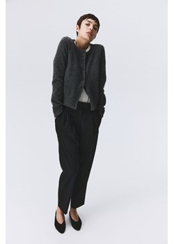 H & M - Spodnie do kostki - Czarny ze sklepu H&M w kategorii Spodnie damskie - zdjęcie 169600091