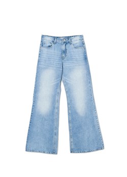 Cropp - Jasnoniebieskie jeansy flare - niebieski ze sklepu Cropp w kategorii Jeansy damskie - zdjęcie 169601014