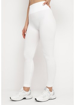 Białe Legginsy Push-Up z Prążkowanej Dzianiny Thistleta ze sklepu Born2be Odzież w kategorii Spodnie damskie - zdjęcie 169603191