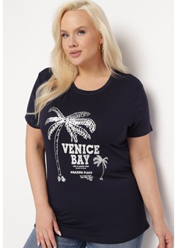 Granatowy T-shirt z Metalicznym Nadrukiem i Okrągłym Dekoltem Cresida ze sklepu Born2be Odzież w kategorii Bluzki damskie - zdjęcie 169603274