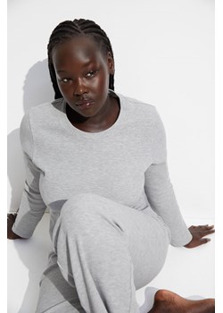 H & M - Waflowa piżama z topem i spodniami - Szary ze sklepu H&M w kategorii Piżamy damskie - zdjęcie 169617871