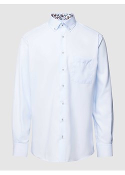 Koszula biznesowa o kroju regular fit z kołnierzykiem typu button down ze sklepu Peek&Cloppenburg  w kategorii Koszule męskie - zdjęcie 169620671