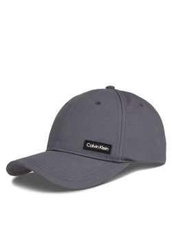 Czapka z daszkiem Calvin Klein Essential Patch K50K510487 Szary ze sklepu eobuwie.pl w kategorii Czapki z daszkiem męskie - zdjęcie 169629673