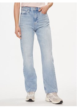 Calvin Klein Jeans Jeansy J20J222779 Niebieski Straight Fit ze sklepu MODIVO w kategorii Jeansy damskie - zdjęcie 169635584