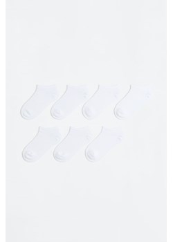 H & M - Krótkie skarpetki 7-pak - Biały ze sklepu H&M w kategorii Skarpetki dziecięce - zdjęcie 169648570
