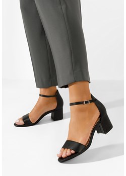 Czarne sandaly na niskim słupku Nomeria V2 ze sklepu Zapatos w kategorii Sandały damskie - zdjęcie 169651174