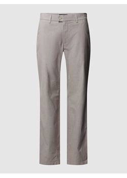 Spodnie materiałowe z guzikiem i zamkiem błyskawicznym model ‘THILO’ ze sklepu Peek&Cloppenburg  w kategorii Spodnie męskie - zdjęcie 169651603