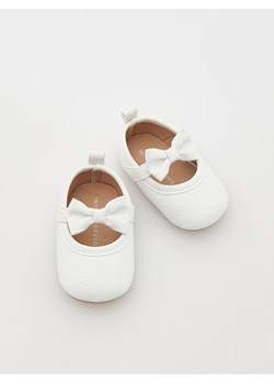 Reserved - Baleriny z kokardką - biały ze sklepu Reserved w kategorii Buciki niemowlęce - zdjęcie 169660940