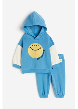 H & M - Komplet 2-częściowy z dzianiny dresowej - Niebieski ze sklepu H&M w kategorii Dresy dla niemowlaka - zdjęcie 169675702