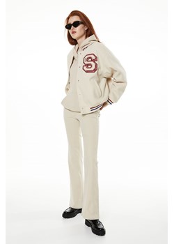 H & M - Rozszerzane spodnie z diagonalu - Beżowy ze sklepu H&M w kategorii Spodnie damskie - zdjęcie 169677650