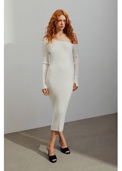 H & M - Dzianinowa sukienka na jedno ramię - Beżowy ze sklepu H&M w kategorii Sukienki - zdjęcie 169680372